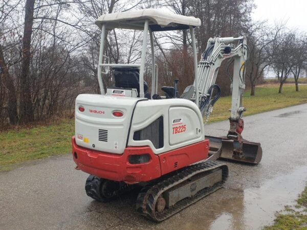 Mini-pelle Takeuchi TB 225, 2T2, 2018 – Image 16